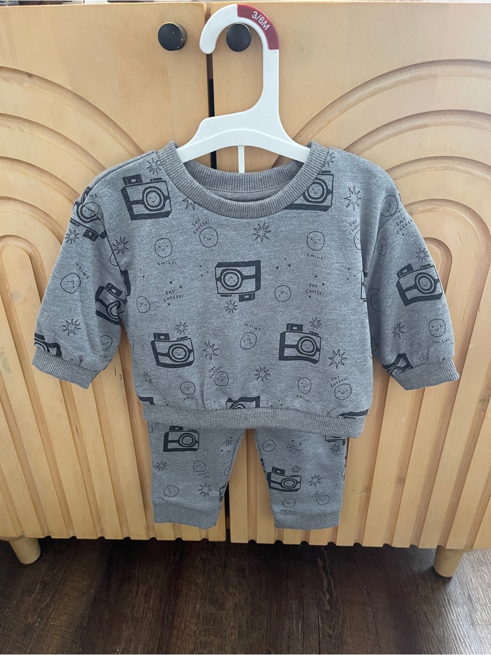 Cat & Jack Grey Camera Print Set for Kids